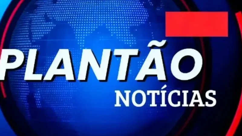 Maringá 98 FM — A Prefeitura da cidade de Pombal, no Sertão, divulgou uma nota oficial nesta segunda-feira (16) informando sobre o aumento de casos de gastroenterite registrados no município desde a noite do último domingo (15). De acordo com a Secretaria Municipal de Saúde, dezenas de pessoas procuraram atendimento médico apresentando sintomas como fortes dores abdominais, vômitos, náuseas e mal-estar geral. Segundo dados repassados pela Vigilância Sanitária Municipal, foram atendidos 84 pacientes nas principais unidades de saúde da cidade. Desses, 33 deram entrada na UPA e outros 51 no Hospital Regional de Pombal. Após análise dos relatórios médicos, surgiram fortes indícios de que [&hellip;]