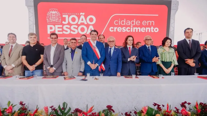 Maringá 98 FM —
