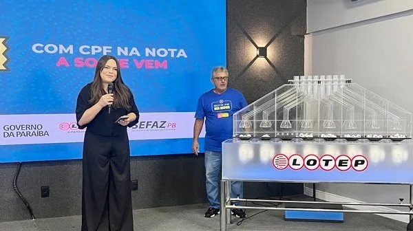 Maringá 98 FM — OPrograma Nota Cidadã realizou, nessa quarta-feira (20), o sorteio do mês de maio, que contemplou mais 31 ganhadores de sete cidades do Estado da Paraíba: João Pessoa, Campina Grande, Cabedelo, Santa Rita, Bayeux, Patos e São Bento. Os ganhadores vão receber um total de R$ 100 mil em prêmios em dinheiro, sendo 30 deles uma premiação de R$ 2,5 mil, enquanto o 31º ganhador, do município de Campina Grande, receberá o prêmio especial de R$ 25 mil. Concorreram ao 77º sorteio do Nota Cidadã 683.857 paraibanos, que estão inscritos no programa e emitiram 255.682 notas fiscais com o CPF. Eles exigiram [&hellip;]