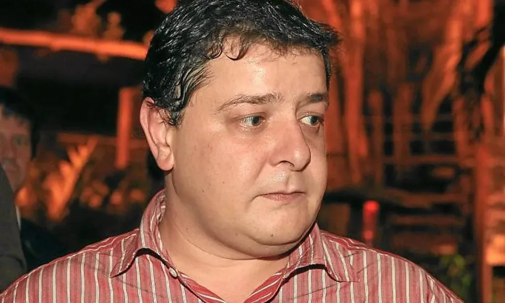 Maringá 98 FM — A Polícia Federal acionou, na última semana, a AGU (Advocacia-Geral da União) contra medidas impostas pelo ministro do STF (Supremo Tribunal Federal) André Mendonça, que aumentaram o controle do caso que investiga as fraudes nos descontos no INSS (Instituto Nacional de Seguridade Social). As investigações sobre o caso envolvem Fábio Luís Lula da Silva, o Lulinha, filho do presidente Lula (PT). O objetivo do órgão é que a AGU encontre algum remédio judicial para rebater a determinação do ministro para que todos os atos da apuração sejam imediatamente juntados ao processo que tramita em seu gabinete. Ele também determinou que qualquer […]