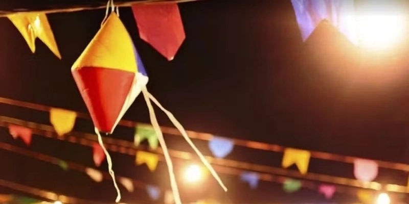 Maringá 98 FM — A Justiça da Paraíba determinou a suspensão de gastos com festejos em duas festividades previstas no município de Princesa Isabel, no Sertão da Paraíba, até que os salários dos servidores municipais sejam regularizados. A decisão foi divulgada pelo Ministério Público da Paraíba (MPPB), autor do pedido, na última sexta-feira (10). Segundo a decisão, trabalhadores contratados por meio de cooperativas teriam sofrido descontos de cerca de 50% nos vencimentos sob a justificativa de um “recesso junino”, mesmo mantendo as atividades nos serviços essenciais de saúde. Na ação, o Ministério Público também apontou atrasos recorrentes no pagamento de servidores efetivos e o fracionamento [&hellip;]