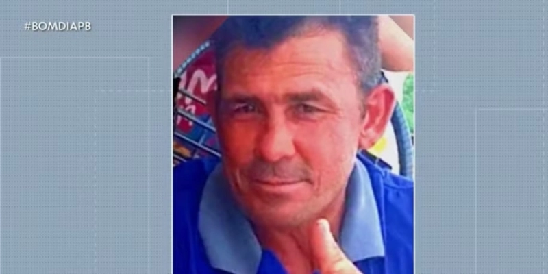 Maringá 98 FM — O corpo do servente de pedreiro identificado como Germiniano de Sousa Neto, de 47 anos, foi encontrado, na segunda-feira (13), em um terreno por trás de uma Unidade de Pronto Atendimento (UPA), na zona rural de Cajazeiras, no Sertão da Paraíba. Segundo a Polícia Civil, Germiniano estava desaparecido desde a tarde do último sábado (12). Até a publicação desta reportagem, a Polícia Civil não havia divulgado detalhes sobre a motivação do crime nem informado se houve prisão relacionada ao caso. Em nota, a corporação informou que as diligências já foram iniciadas e que informações sobre a identificação do suspeito já estão [&hellip;]