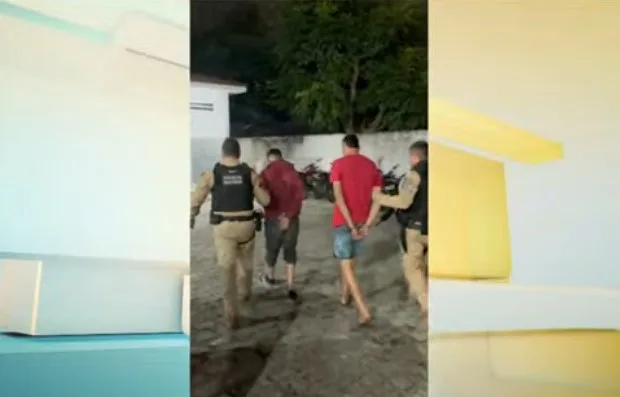 Maringá 98 FM — Um ex-funcionário de uma empresa que faz a entrega de objetos eletrônicos foi preso suspeito de usar a cópia da chave do portão da empresa para furtar celulares. O crime foi flagrado pela Polícia Militar, na madrugada desta sexta-feira (14), na Avenida Assis Chateaubriand. O homem foi preso. Em entrevista à TV Correio, o sargento Vieira, da Polícia Militar, contou que o suspeito teve ajuda do primo, que ficou do lado de fora da empresa, para cometer o crime. “O indivíduo tinha sido demitido [da empresa], mas antes de sair ele tirou uma cópia da chave do portão principal. [Na madrugada] [&hellip;]
