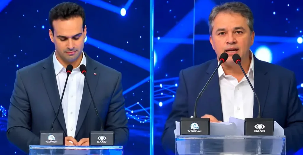 Maringá 98 FM —   Lucas Ribeiro voltou a dar sinais de que sua campanha anda a reboque da de Efraim Filho. Depois das semelhanças já apontadas em cor, slogan e estratégia de comunicação, o governador agora avançou para um terreno ainda mais delicado: o das propostas. No debate do Sistema Arapuan, neste domingo (9), Lucas anunciou a retirada do Presídio Sílvio Porto, em Mangabeira, e a transformação da área em parque público. A fala, no entanto, caiu mal porque essa discussão já vinha sendo apresentada há meses por Efraim, que defende abertamente a retirada dos presídios do bairro e a reutilização da área para […]